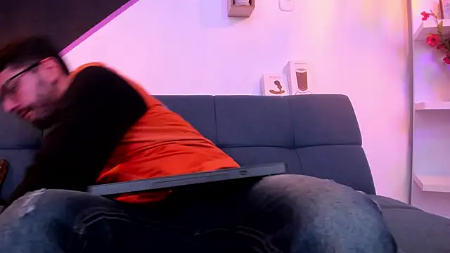 DanteWinter online show from October 6, 2:09 am