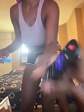 nawtyzaddie online show from September 18, 6:21 pm