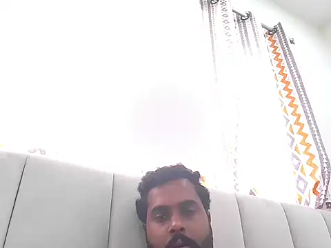 Snapshot of BNDCJMW chatting on October 2, 7:26 am BNDCJMW online show from October 2, 7:26 am