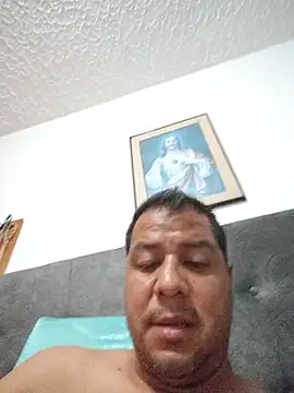Snapshot of latinblack16 chatting on July 2, 3:23 am latinblack16 online show from July 2, 3:23 am