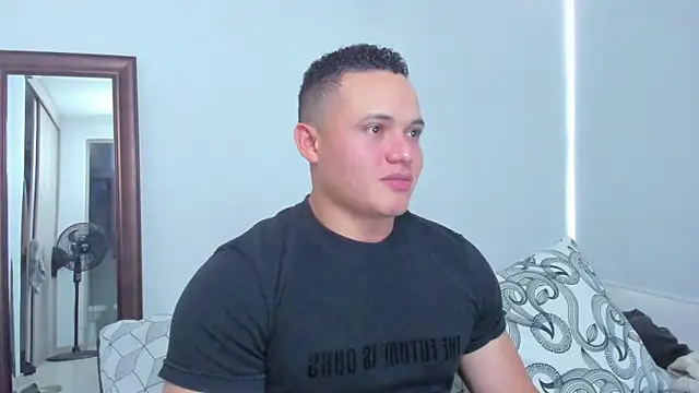 KingLevi01 online show from March 21, 10:13 pm