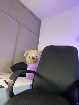 Snapshot of Charlottediolet chatting on October 27, 11:25 am Charlottediolet online show from October 27, 11:25 am