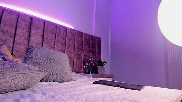 Ambeer fox  online show from March 30, 12:39 pm