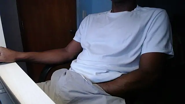 here cumshot online show from October 2, 3:24 am