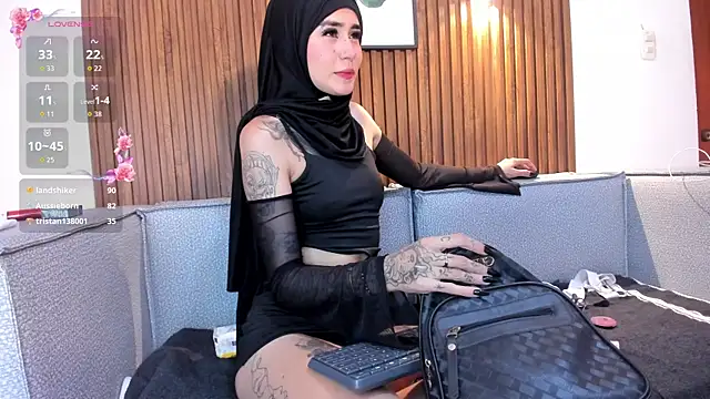 Snapshot of seraphine_arabic chatting on September 18, 5:48 pm seraphine arabic online show from September 18, 5:48 pm