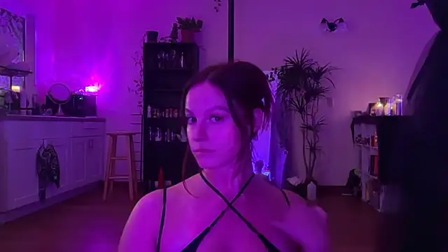 7theSorceress online show from October 18, 6:05 am