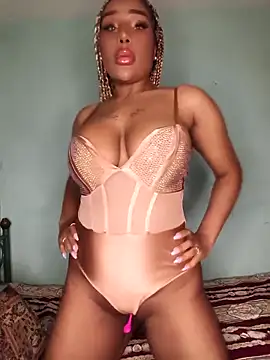 Queen Amara online show from September 27, 1:21 am