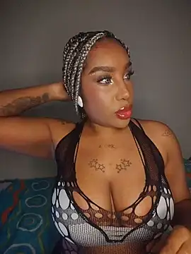 Queen Amara online show from June 7, 4:38 am