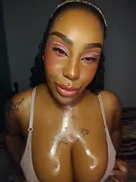 Queen Amara online show from July 21, 4:26 am