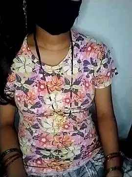 Komal-Rajput online show from October 4, 5:44 pm