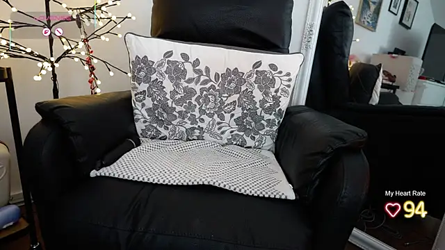 GingerAleMILF online show from March 7, 12:13 pm