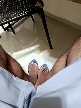 Gallo001 online show from February 2, 12:15 pm