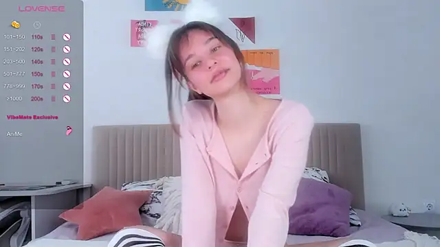  Alissaa online show from April 23, 9:19 am