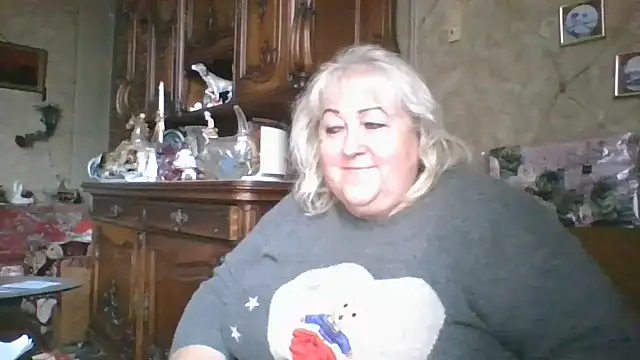 Snapshot of Lala-Love56 chatting on September 30, 9:14 am Lala-Love56 online show from September 30, 9:14 am