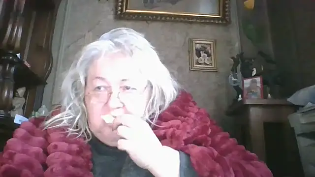 Lala-Love56 online show from November 30, 10:41 am