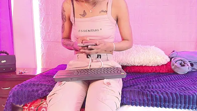 Baby kinky-- online show from October 8, 2:36 pm