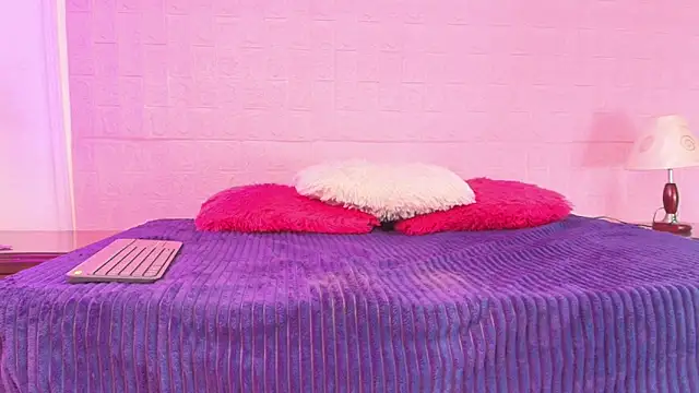 Baby kinky-- online show from October 9, 2:04 pm