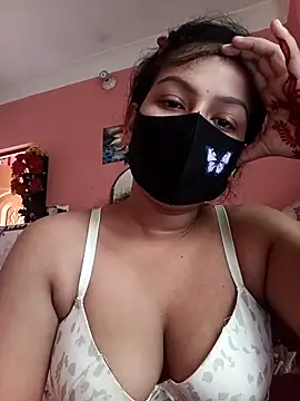 Snapshot of Samiya3344 chatting on September 21, 2:13 am Samiya3344 online show from September 21, 2:13 am