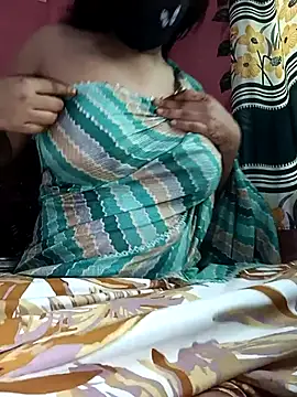 Snapshot of Samiya3344 chatting on October 18, 1:52 am Samiya3344 online show from October 18, 1:52 am