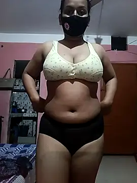 Snapshot of Samiya3344 chatting on November 4, 5:56 pm Samiya3344 online show from November 4, 5:56 pm