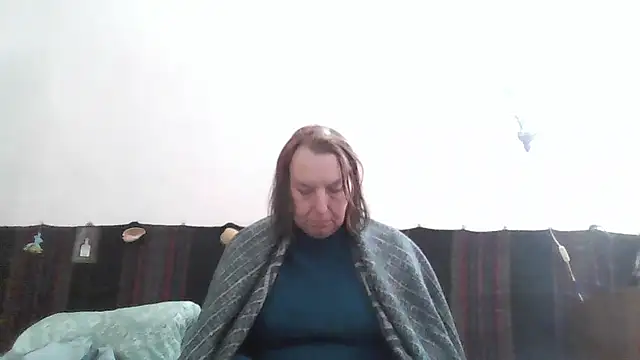 AnnaLive570 online show from April 10, 2:33 pm