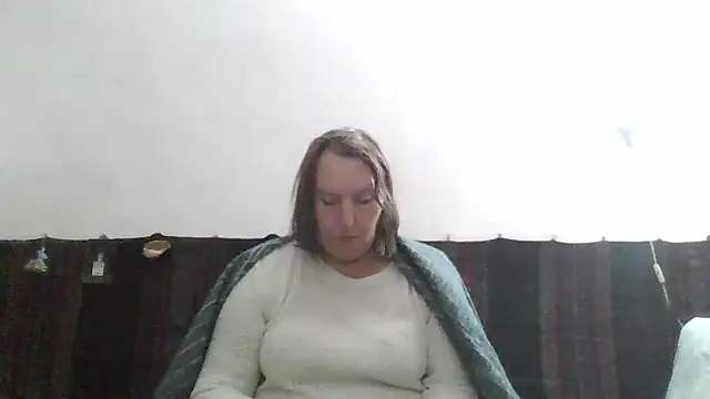 AnnaLive570 online show from April 19, 6:10 pm