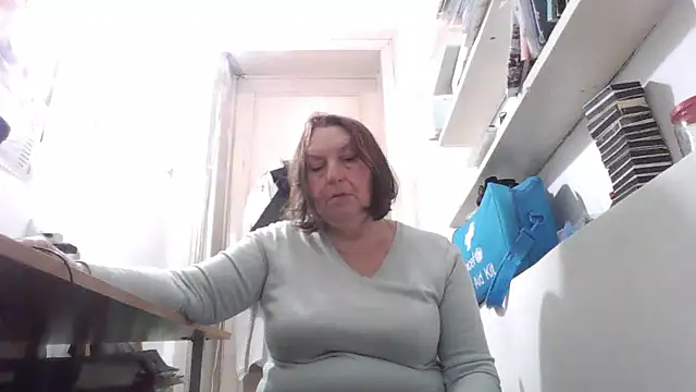 AnnaLive570 online show from April 22, 4:26 am