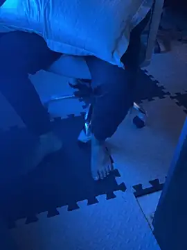 Snapshot of THEDICKBOY17 chatting on September 11, 8:31 pm THEDICKBOY17 online show from September 11, 8:31 pm