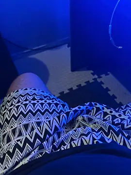 Snapshot of THEDICKBOY17 chatting on September 16, 10:11 pm THEDICKBOY17 online show from September 16, 10:11 pm