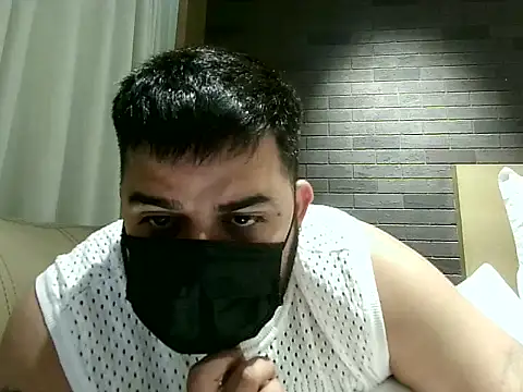 Snapshot of THEDICKBOY17 chatting on October 5, 9:40 am THEDICKBOY17 online show from October 5, 9:40 am