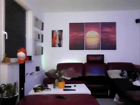 hellgirl1980 online show from October 1, 9:21 pm