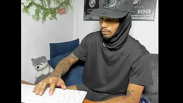 carl jhonson821 online show from November 6, 9:10 am