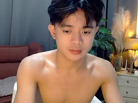 NautyBoyBrazeen 143 online show from April 23, 9:06 pm