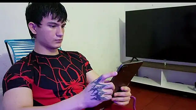 ErickWalton online show from December 1, 5:12 am