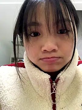 Emlyly-18 online show from December 4, 11:08 am