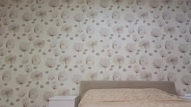 Snapshot of Annabel_theMoon chatting on October 15, 2:01 am Annabel theMoon online show from October 15, 2:01 am
