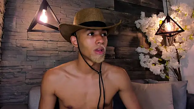 B Wild online show from September 25, 4:05 am