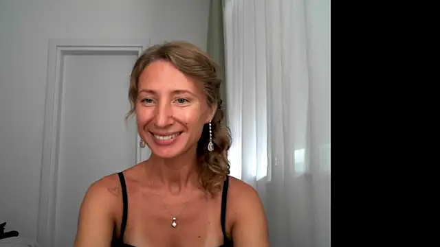 Paevoa online show from October 5, 8:45 am