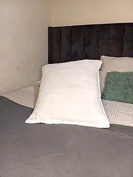 Snapshot of ThickAmy chatting on September 20, 4:24 am ThickAmy online show from September 20, 4:24 am