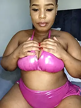 Snapshot of ThickAmy chatting on September 20, 5:47 pm ThickAmy online show from September 20, 5:47 pm