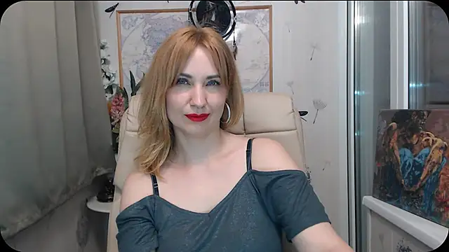 Snapshot of KatrinAlluring chatting on June 6, 1:05 pm KatrinAlluring online show from June 6, 1:05 pm