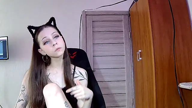 AsahyKourr online show from November 21, 1:15 am