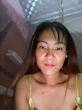 Snapshot of Yumyum_kiw chatting on September 15, 10:43 pm Yumyum kiw online show from September 15, 10:43 pm