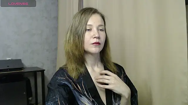 Snapshot of harpermoss chatting on October 19, 8:20 pm harpermoss online show from October 19, 8:20 pm