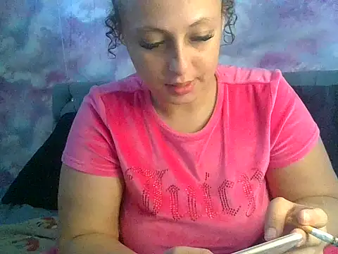 Welsh Maya19X online show from October 11, 11:20 am