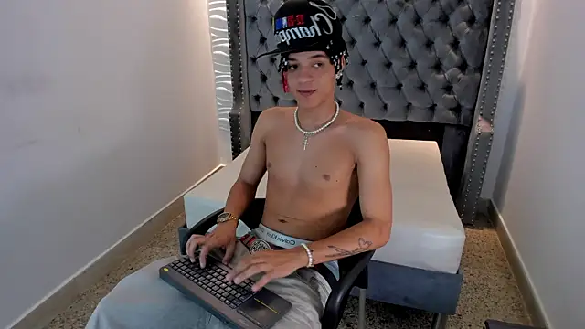 MARSHALL SPENCER online show from November 11, 1:11 pm