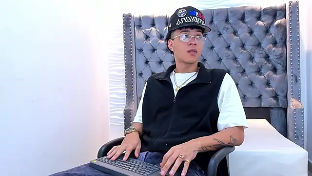 MARSHALL SPENCER online show from April 17, 1:25 pm