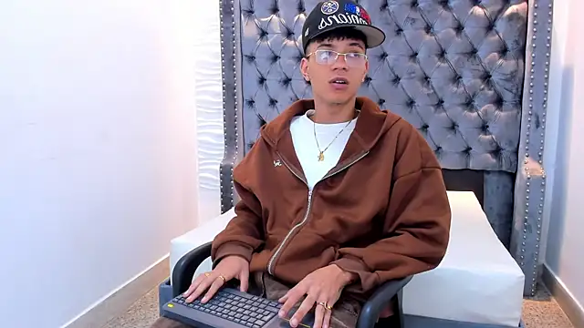 MARSHALL SPENCER online show from April 18, 1:04 pm