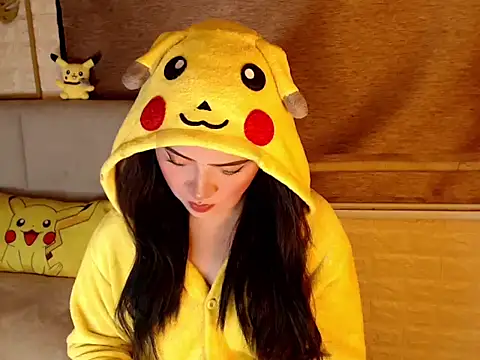 yourdevilsweettsx online show from April 10, 12:32 pm