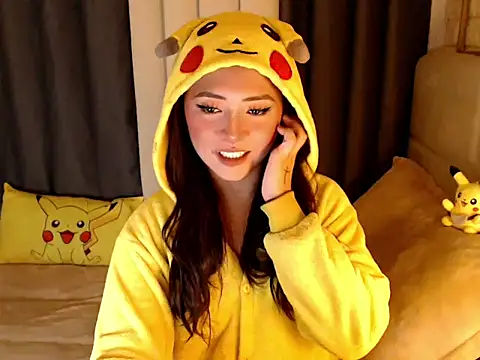 yourdevilsweettsx online show from April 20, 3:15 pm